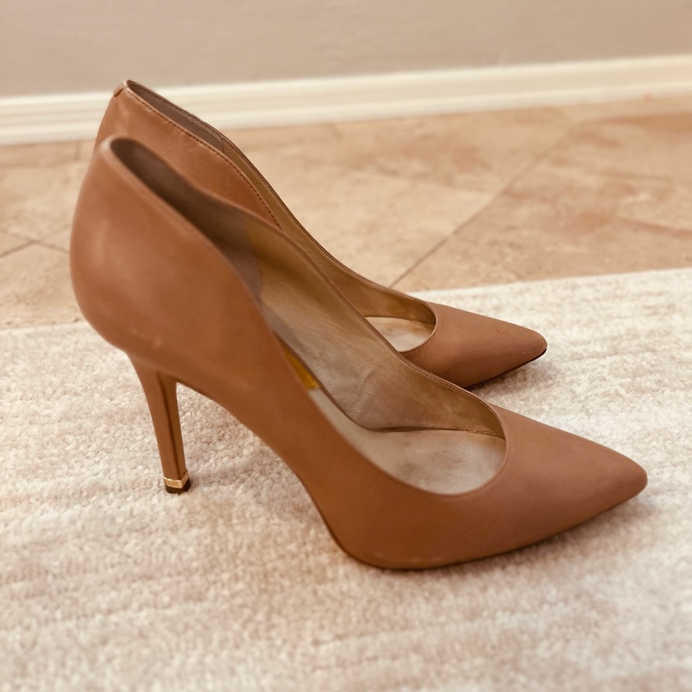 Michael Kors heels in very good condition